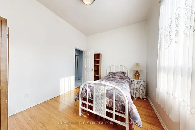 Additional image 30 of 32 Argyle St