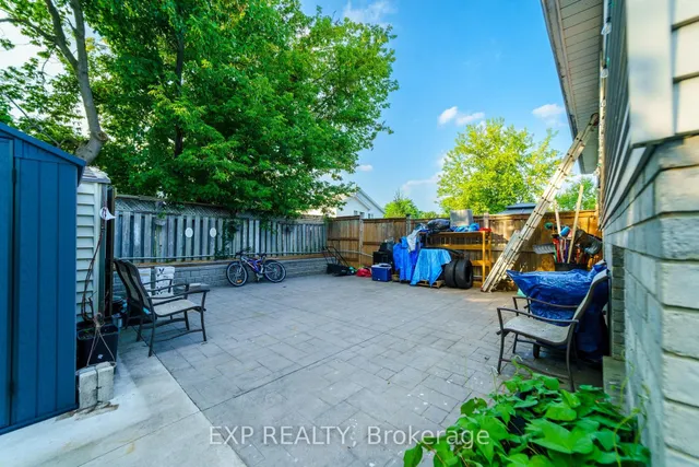 Additional image 37 of 430 Bankside Cres