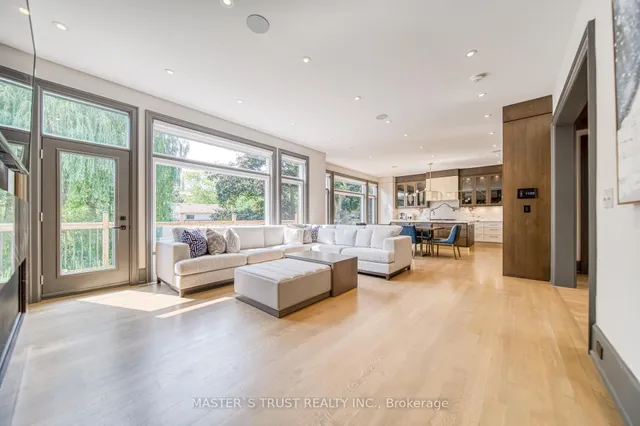 Additional image 11 of 15 Ames Circ