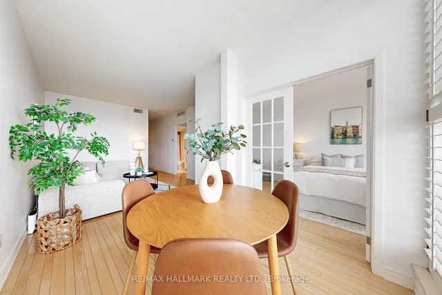 Additional image 15 of 65 Scadding Ave Unit 924