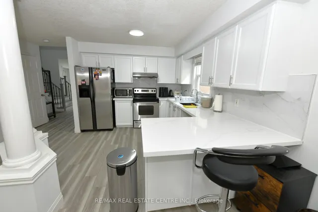 Additional image 6 of 260 Bridlewreath St