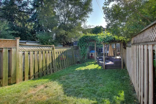 Additional image 37 of 177 Humewood Dr