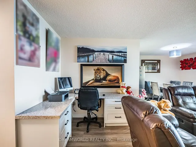 Additional image 16 of 75 Emmett Ave Unit 2104