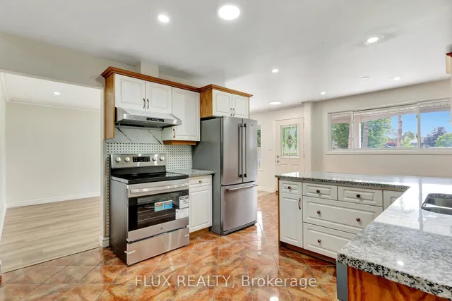 Additional image 10 of 8 Mayfair Crt