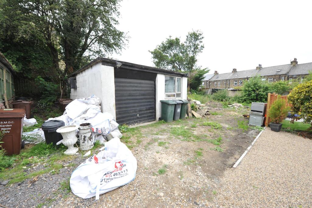 Additional image 2 of Leeds Road, Eccleshill, Bradford