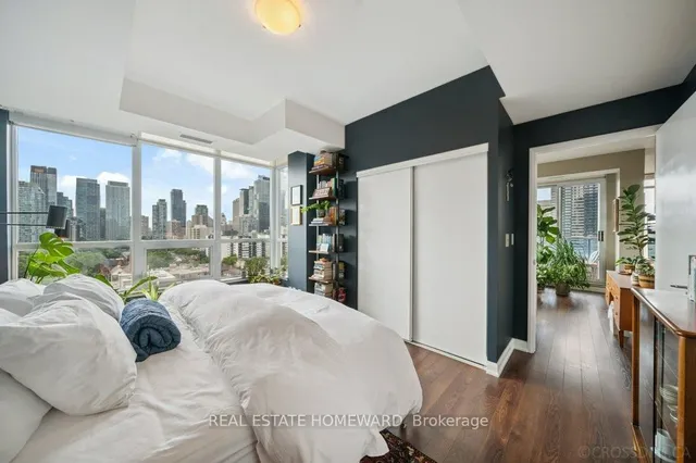 Additional image 19 of 500 Sherbourne St Unit 1210