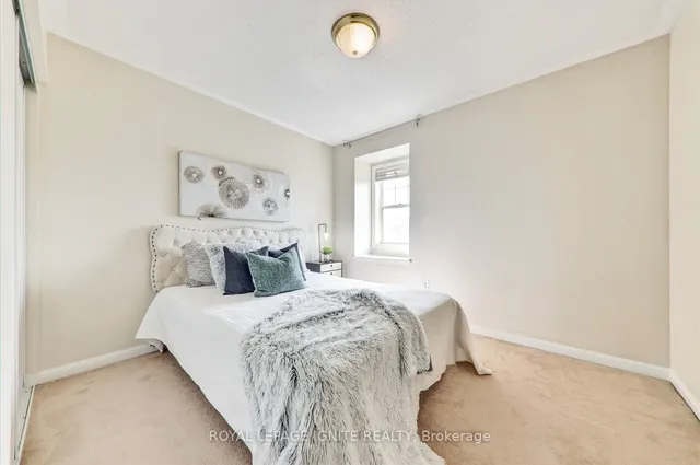 Additional image 25 of 21 Ecopark Gate