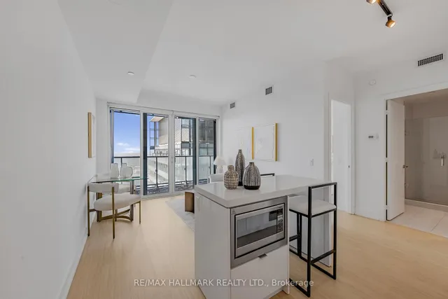 Additional image 8 of 7 Grenville St Unit 5512