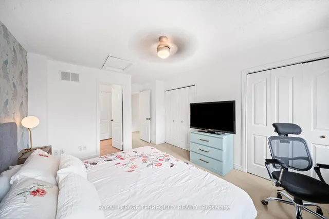 Additional image 12 of 236 Wiltshire Ave