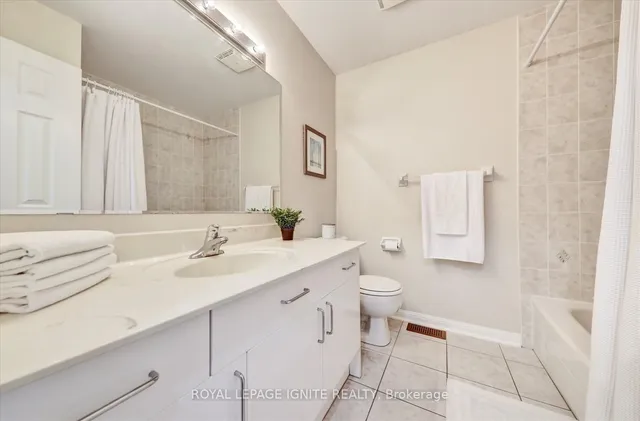 Additional image 45 of 21 Ecopark Gate