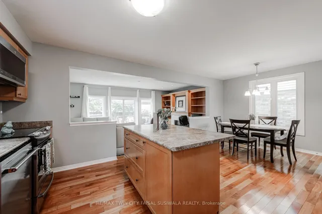 Additional image 16 of 22 Pebblecreek Dr