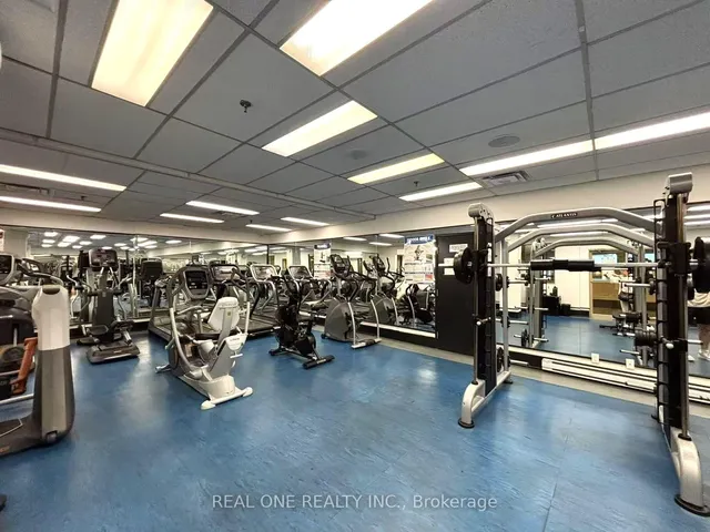 Additional image 39 of 711 Bay St Unit 1012