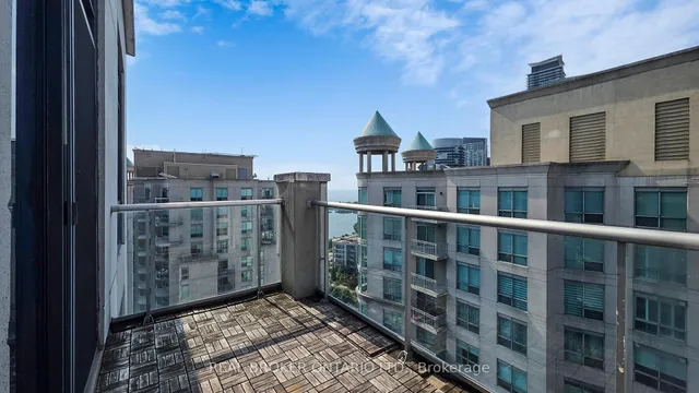 Additional image 34 of 2087 Lake Shore Blvd Unit PH7