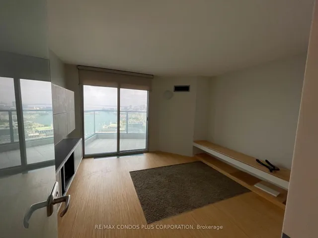 Additional image 18 of 77 Harbour Sq Unit 3508