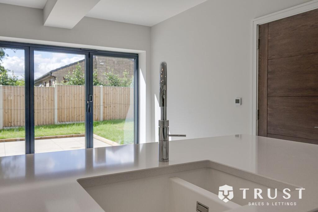 Additional image 12 of West Lane, Gomersal, BD19