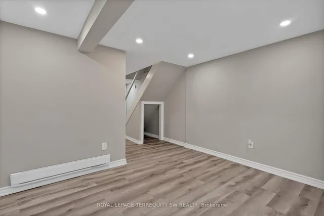 Additional image 27 of 158 Woody Vine Way