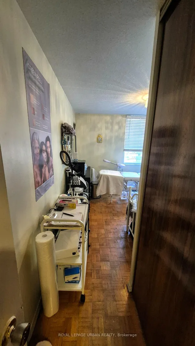 Additional image 5 of 1135 Logan Ave Unit 806