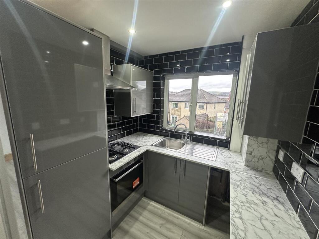 Additional image 7 of Hainworth Wood Road North, Keighley