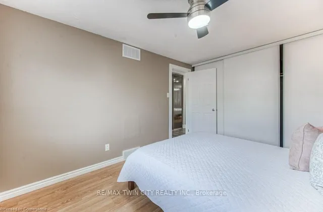 Additional image 32 of 107 Charles Best Pl