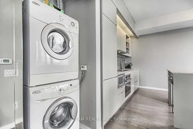 Additional image 11 of 101 Peter St Unit 2308