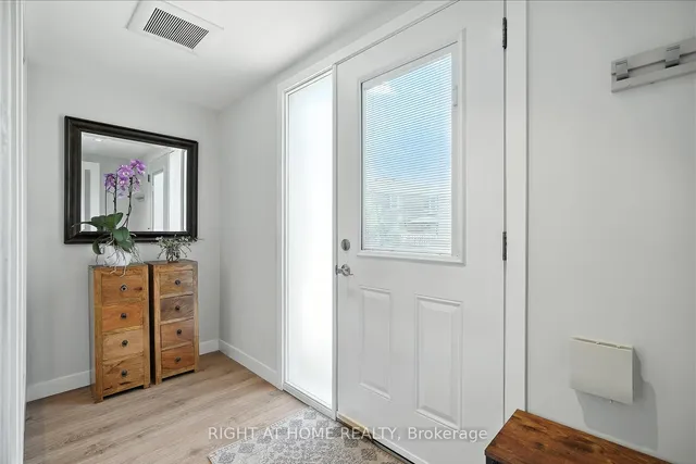 Additional image 28 of 142 Sloane Ave