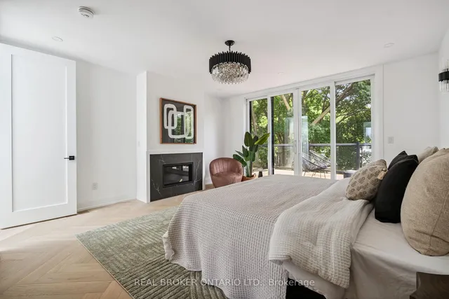 Additional image 24 of 98 Hogarth Ave