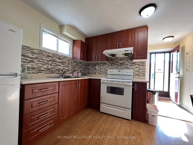 Additional image 32 of 57 Copperwood Sq