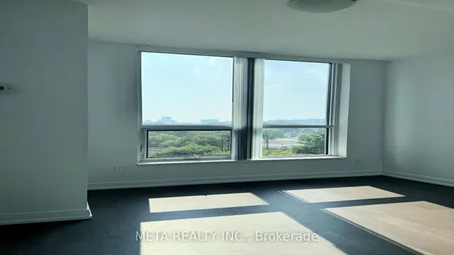 Additional image 12 of 255 Village Green Sq Unit 607