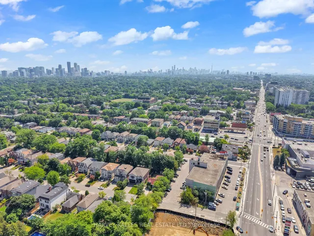 Additional image 25 of 547 Douglas Ave