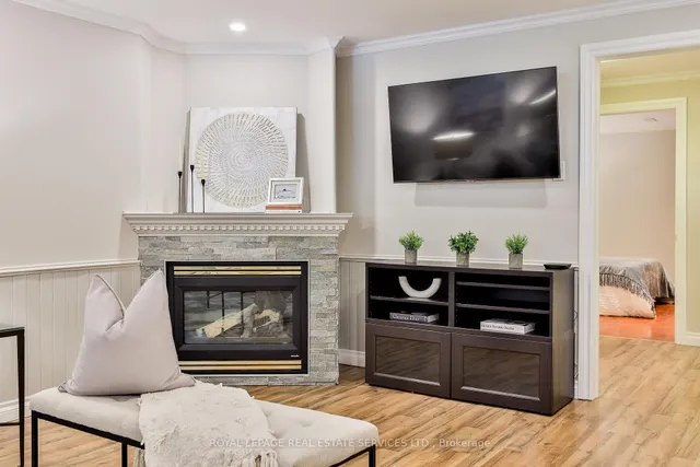 Additional image 23 of 45 Doonaree Dr