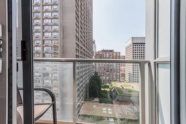 Additional image 18 of 21 Balmuto St Unit 1204