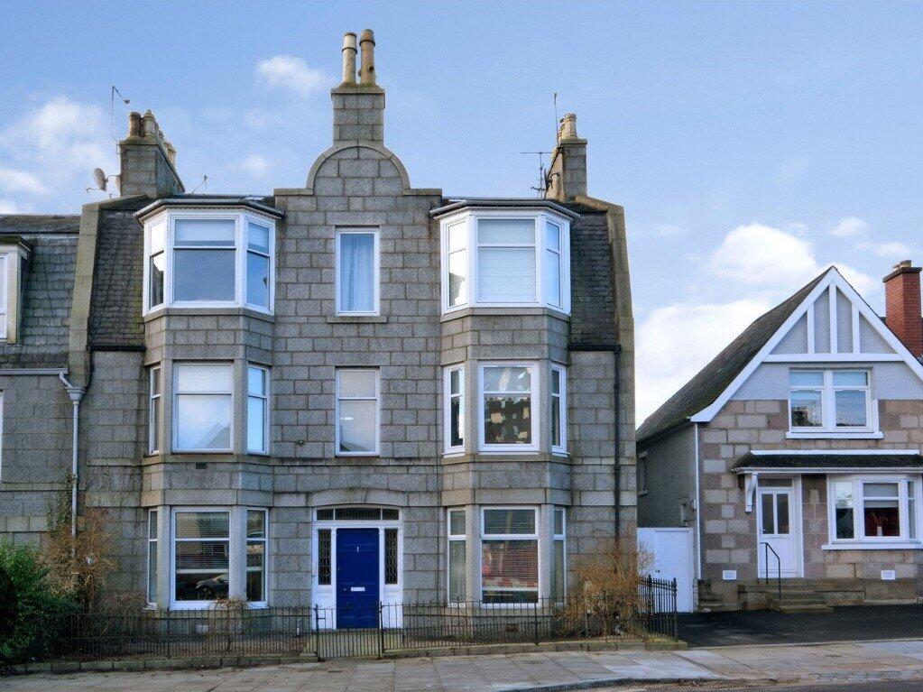 Abergeldie Road, Aberdeen, AB10