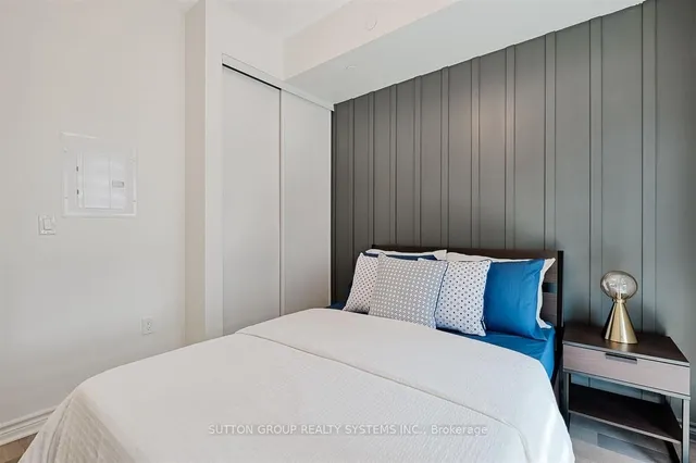 Additional image 19 of 39 Annie Criag Dr Unit 704