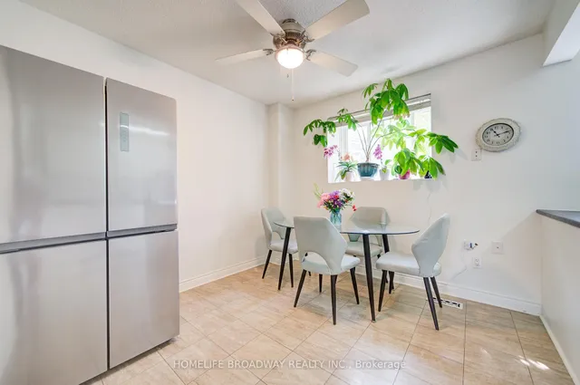 Additional image 8 of 25 Collinsgrove Rd Unit 129