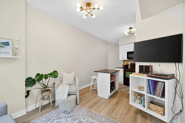 Additional image 19 of 15 BRUYERES Mews Unit 212
