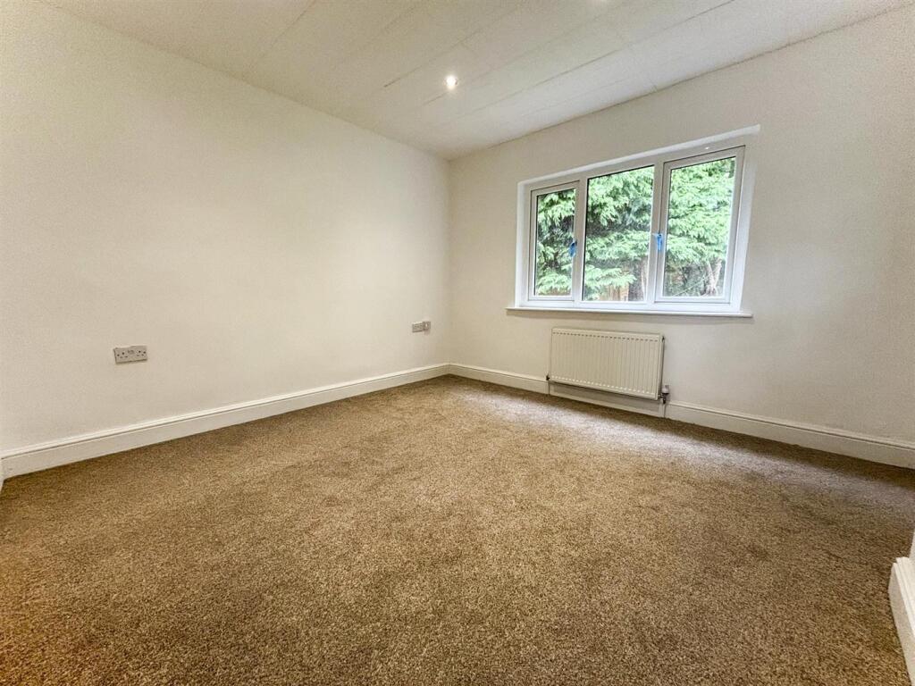 Additional image 7 of West Royd Drive, Shipley, BD18 1HN