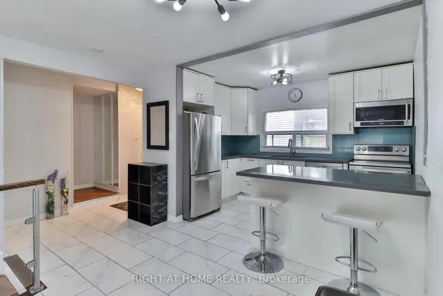 Additional image 13 of 34 Venetian Cres Unit 144