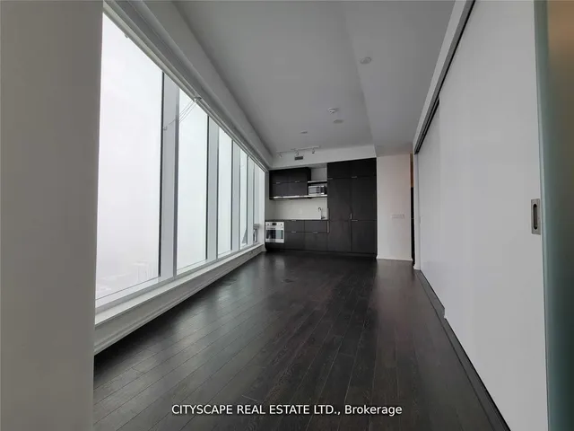 Additional image 6 of 197 Yonge St Unit 1512