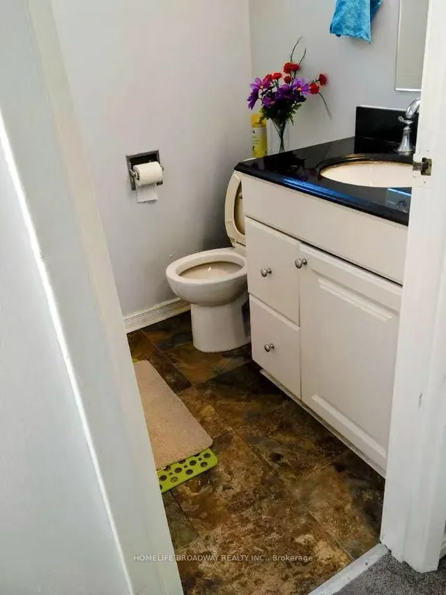 Additional image 18 of 25 Collinsgrove Rd Unit 129