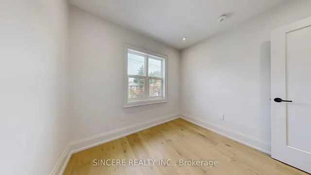 Additional image 30 of 123 Lawrence Ave