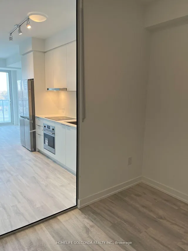 Additional image 4 of 7 Golden Lion Hts Unit N543