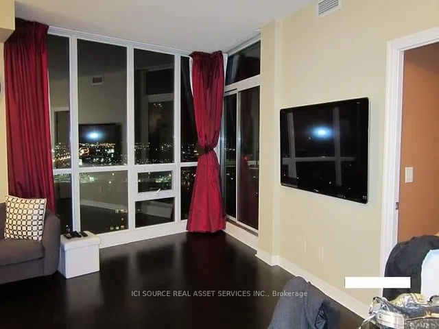 Additional image 7 of 12 Yonge St Unit 2004