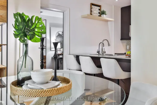 Additional image 27 of 1636 Dundas St Unit 5