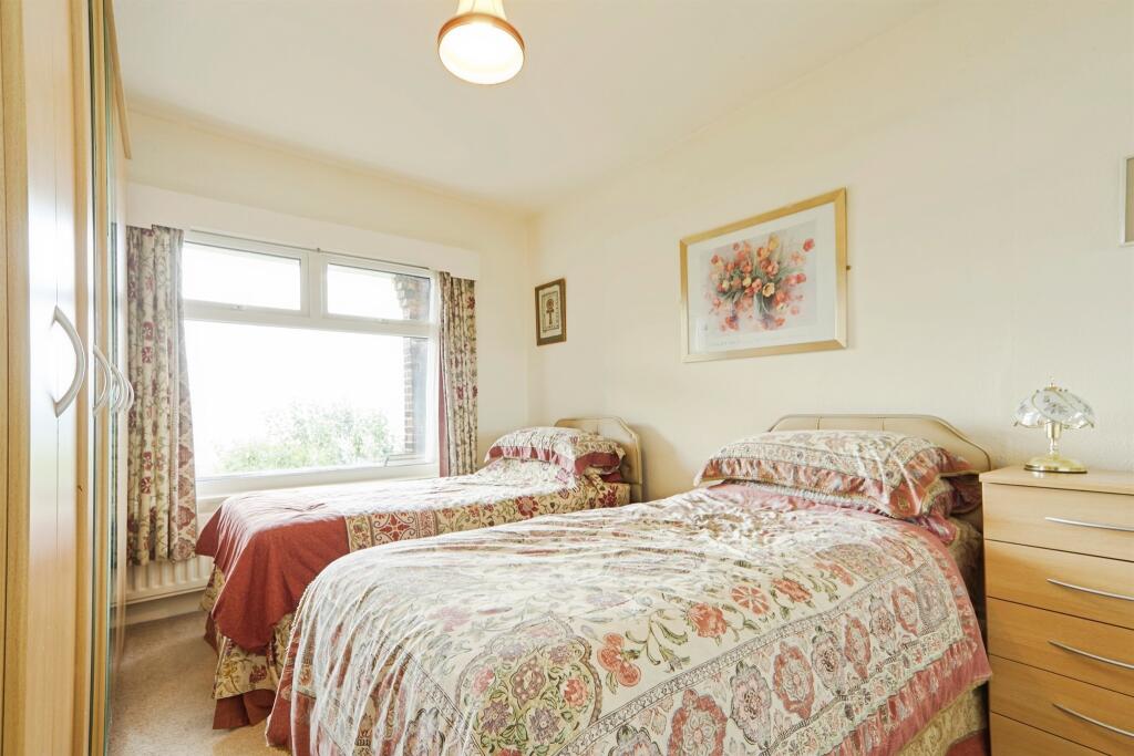 Additional image 8 of Bank Top Drive, Riddlesden, Keighley