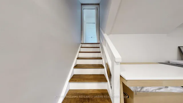 Additional image 38 of 129 Wyndcliff Cres
