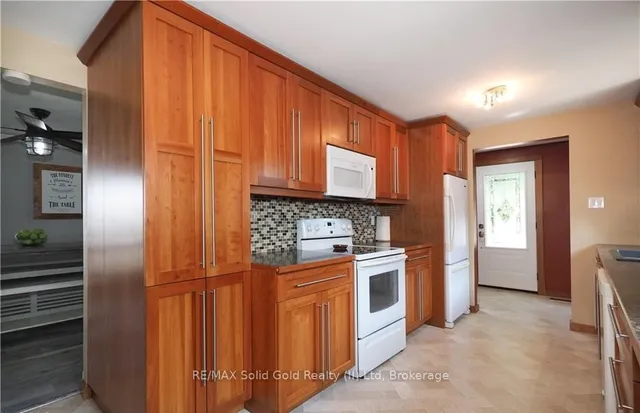 Additional image 15 of 462 Driftwood Dr