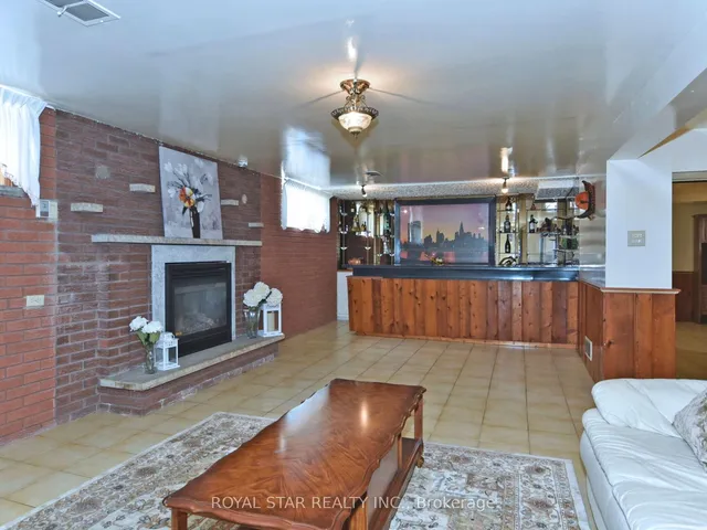 Additional image 39 of 25 Diana Dr