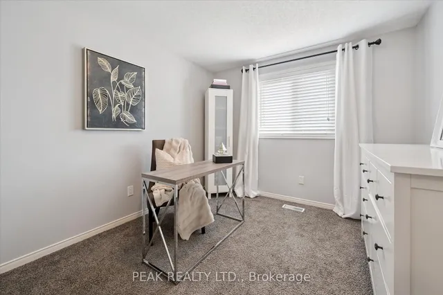 Additional image 24 of 839 Fairway Cres