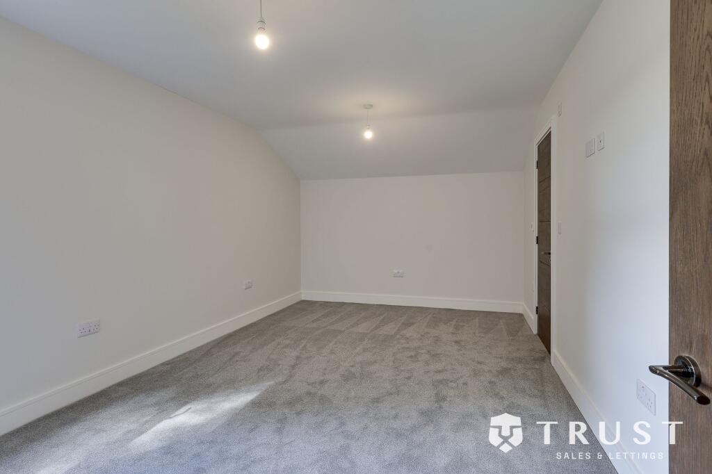 Additional image 34 of West Lane, Gomersal, BD19