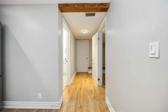 Additional image 31 of 80 Thirty Ninth St